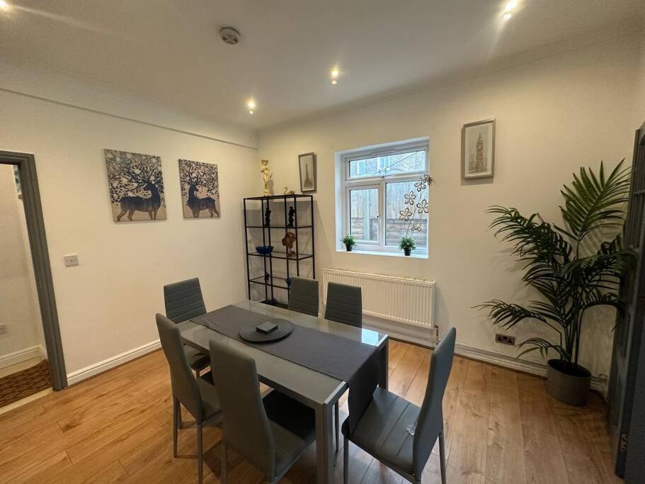 5 Bedroom House Se6 伦敦 外观 照片