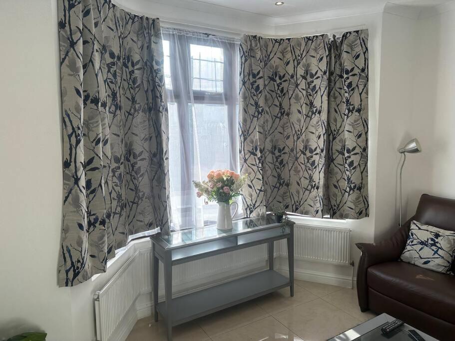 5 Bedroom House Se6 伦敦 外观 照片